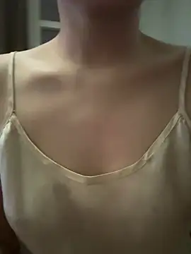 Emily-y online show from 01-12-26, 12:23