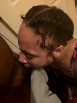 CreammieDelite online show from 11-26-25, 03:28