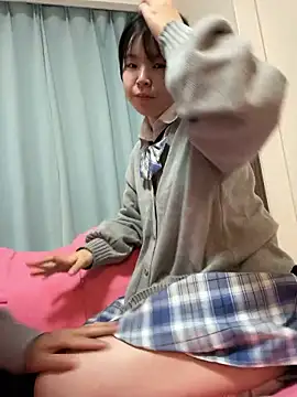 Snapshot of school_ch chatting on 02-16-26, 08:40 school ch online show from 02-16-26, 08:40