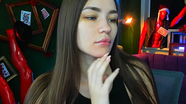 Snapshot of lollyrais chatting on 12-18-25, 09:36 lollyrais online show from 12-18-25, 09:36