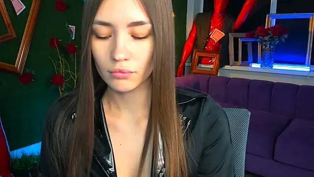 Snapshot of lollyrais chatting on 11-27-25, 01:44 lollyrais online show from 11-27-25, 01:44