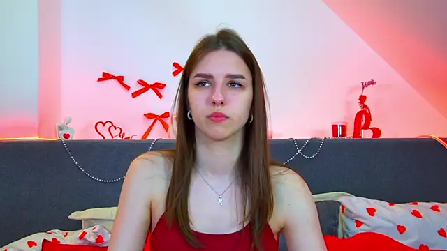 Snapshot of AliceAtkins chatting on 06-18-26, 06:23 AliceAtkins online show from 06-18-26, 06:23