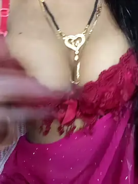 Snapshot of Slim_Naina chatting on 12-20-25, 05:43 Slim Naina online show from 12-20-25, 05:43