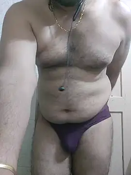 Squeezedkela online show from 10-30-25, 06:16