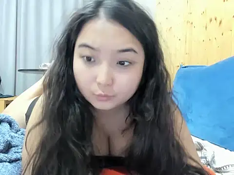 miomyao online show from 10-24-25, 02:38