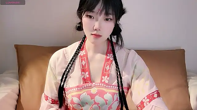 upoo7lt online show from 04-18-26, 04:04