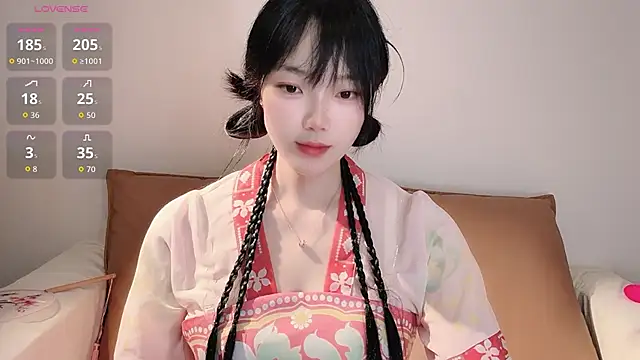 upoo7lt online show from 05-18-26, 02:44
