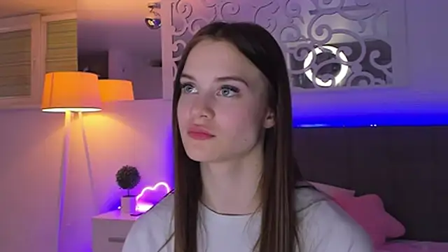 LuisaClover online show from 03-14-26, 01:22