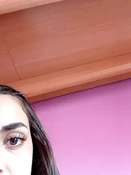 Snapshot of cotoncandyy chatting on 10-24-25, 03:44 cotoncandyy online show from 10-24-25, 03:44
