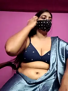 Snapshot of Cute_Riya_1 chatting on 06-18-26, 10:15 Cute Riya 1 online show from 06-18-26, 10:15