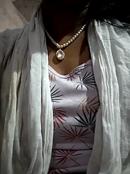 Snapshot of Ezabelljohn chatting on 03-05-26, 01:19 Ezabelljohn online show from 03-05-26, 01:19