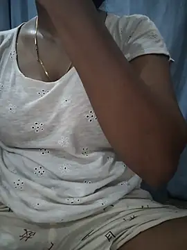 Ezabelljohn online show from 06-29-26, 07:48
