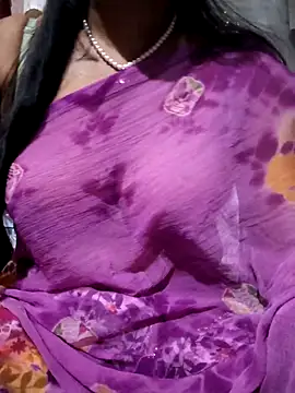 Snapshot of Ezabelljohn chatting on 03-10-26, 04:55 Ezabelljohn online show from 03-10-26, 04:55