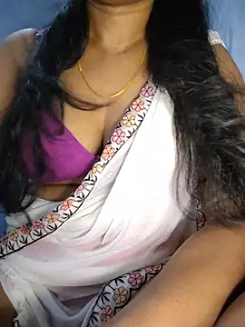 Ezabelljohn online show from 05-15-26, 11:30