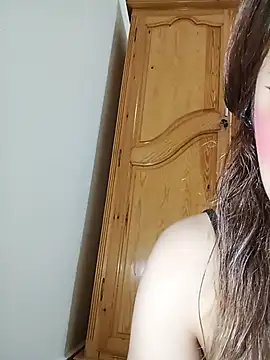 Snapshot of indilasixeey chatting on 07-19-26, 03:48 indilasixeey online show from 07-19-26, 03:48