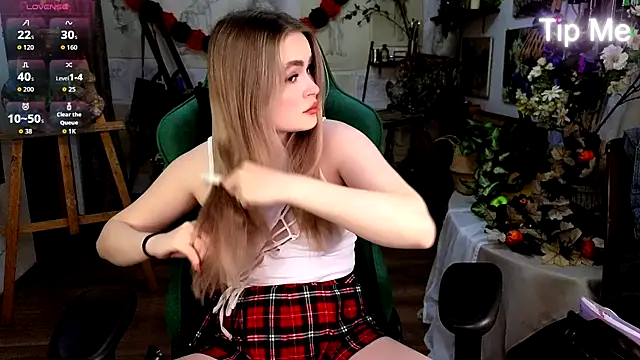 Jessi wxw online show from 10-27-25, 09:43