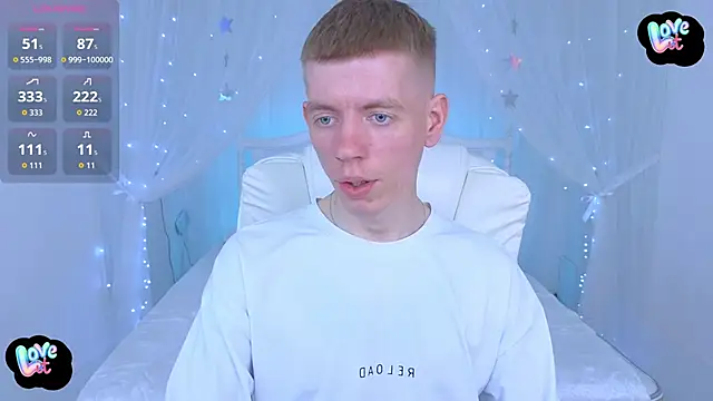 Cristian  Dior online show from 04-17-26, 09:45