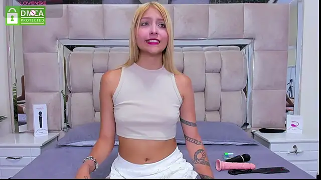 daniiela beteche777 online show from 11-13-25, 12:31