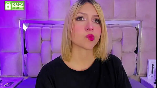 Snapshot of daniiela_beteche777 chatting on 02-08-26, 07:00 daniiela beteche777 online show from 02-08-26, 07:00