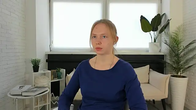 Snapshot of RessiePurtill chatting on 10-23-25, 12:37 RessiePurtill online show from 10-23-25, 12:37