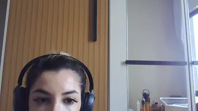 DESIRIE0609 online show from 12-02-25, 07:15