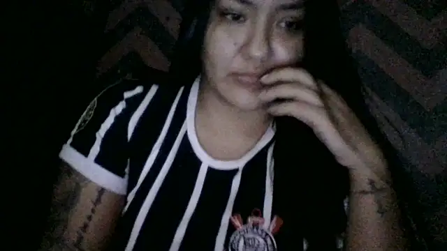 Snapshot of Jennifersbodyy chatting on 11-13-25, 02:59 Jennifersbodyy online show from 11-13-25, 02:59