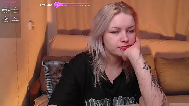 CherryNight6 online show from 11-18-25, 06:11