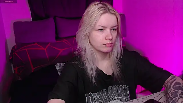 CherryNight6 online show from 04-22-26, 08:48