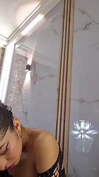 Victoria Dubois  online show from 10-27-25, 12:39