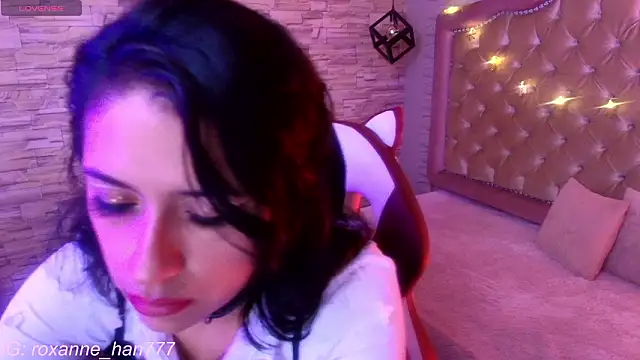 Roxanne Han online show from 03-15-26, 12:01