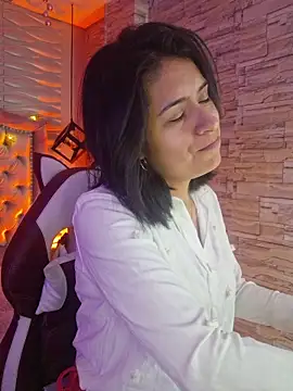 Roxanne Han online show from 02-08-26, 12:03