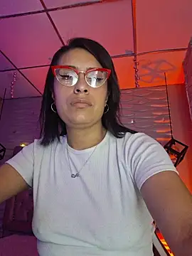 Roxanne Han online show from 02-21-26, 11:45