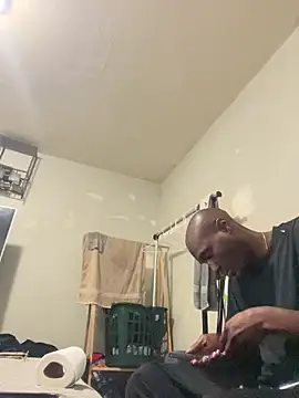 DiabloDicc74 online show from 12-21-25, 05:09