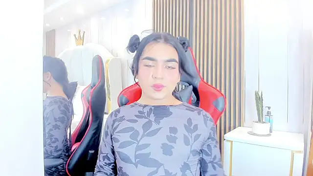 SweetKata  online show from 11-06-25, 09:41