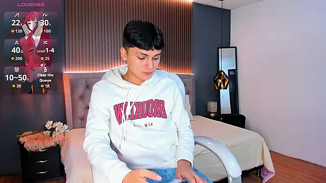 Snapshot of Maxii18_ chatting on 11-03-25, 06:55 Maxii18 online show from 11-03-25, 06:55