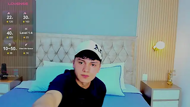 Snapshot of Maxii18_ chatting on 01-06-26, 03:10 Maxii18 online show from 01-06-26, 03:10