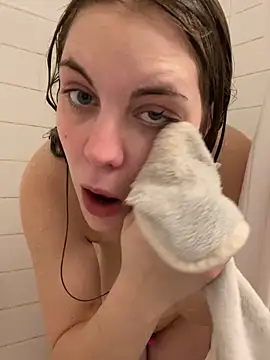 elliepixie online show from 02-18-26, 05:27