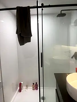 elliepixie online show from 11-04-25, 04:22