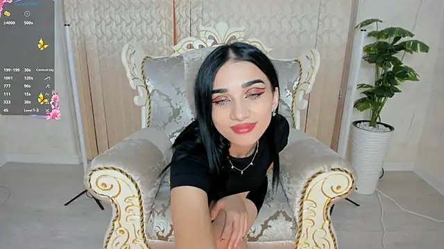 Snapshot of Danikalee chatting on 10-26-25, 04:46 Danikalee online show from 10-26-25, 04:46