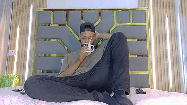 Neytanmalcon online show from 02-07-26, 06:49