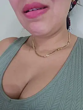 Sexy-girl online show from 05-11-26, 04:04