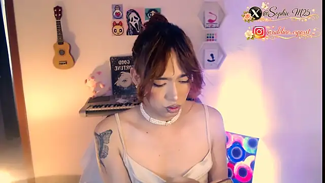 AdelineEsposito online show from 03-11-26, 05:07