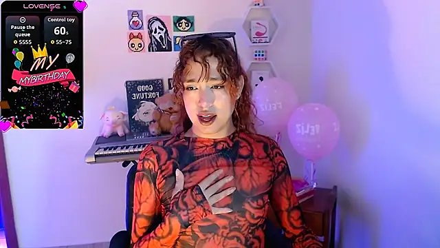 AdelineEsposito online show from 02-06-26, 03:35