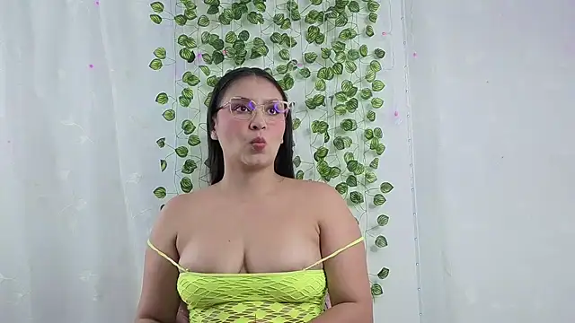 Ambermuse7 online show from 04-09-26, 12:11