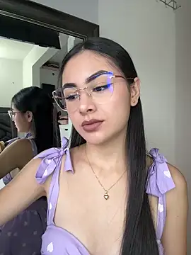 IslaCole online show from 02-25-26, 10:53