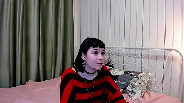 KandiStonelake online show from 10-28-25, 05:56