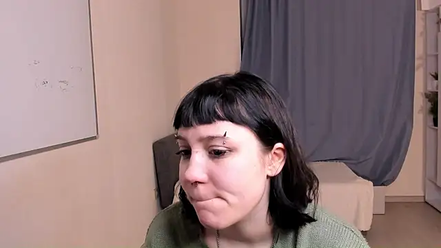 KandiStonelake online show from 11-05-25, 05:49