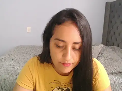 cute8smile online show from 11-04-25, 12:31