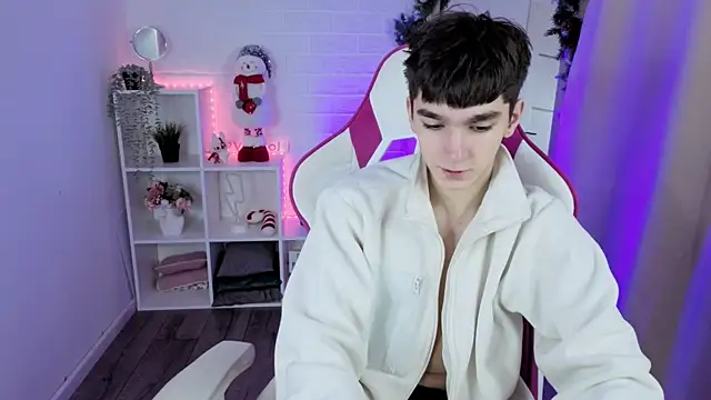 YamiTwink online show from 12-19-25, 09:28