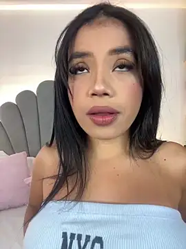 Snapshot of AbbyHank2 chatting on 01-07-26, 08:47 AbbyHank2 online show from 01-07-26, 08:47